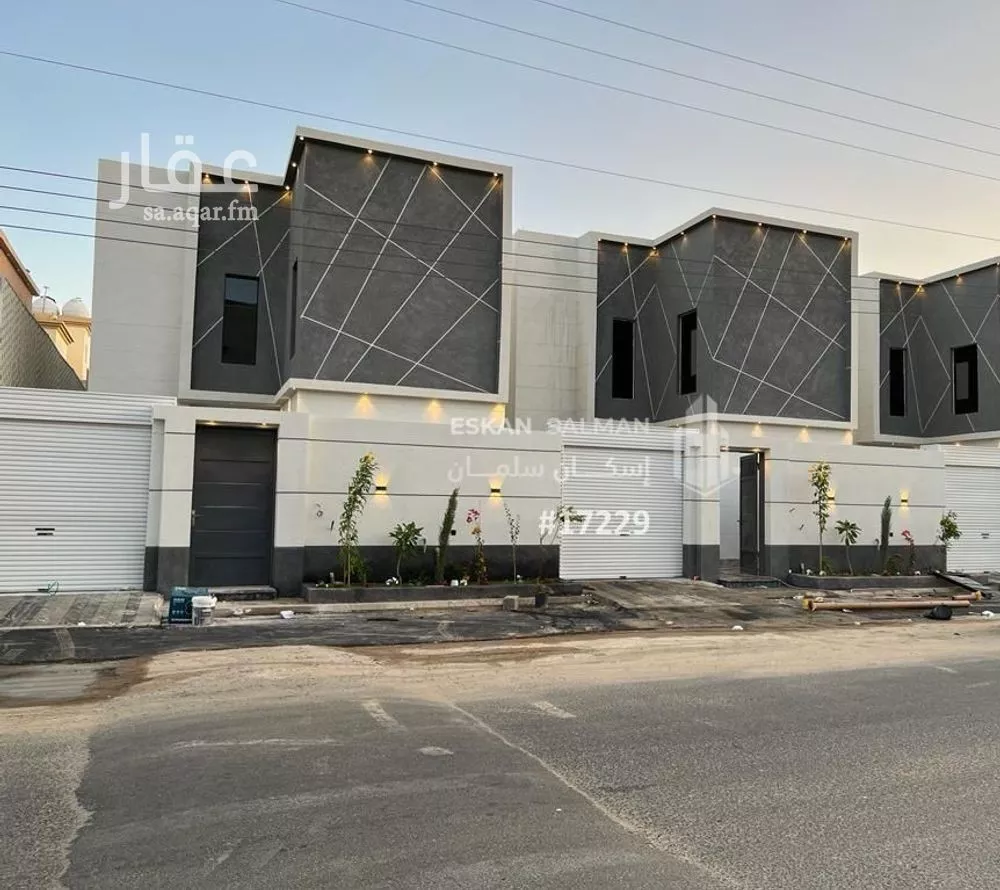 فيلا للبيع في شارع الاخطل, حي الأمير عبدالله, مدينة بيشة, منطقة عسير 1 صورة