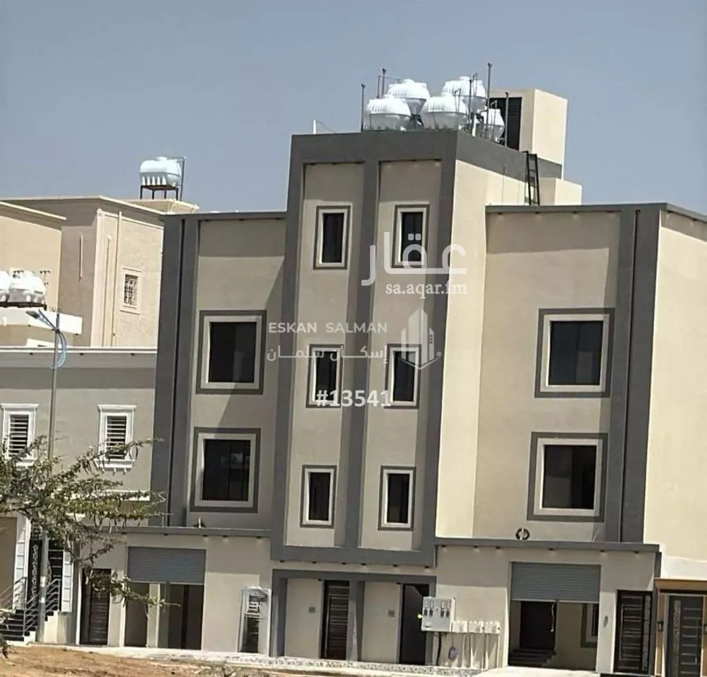 شقة للبيع في شارع المعلاة 45, حي المعلاة, مدينة احد رفيده, منطقة عسير 1 صورة