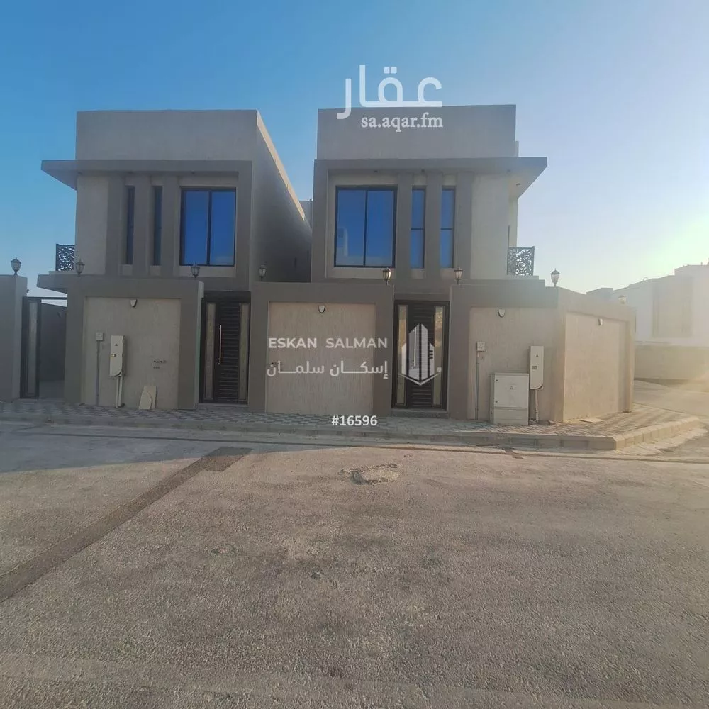 فيلا للبيع في شارع الصناعة, حي الأمواج, مدينة الخبر, المنطقة الشرقية 1 صورة