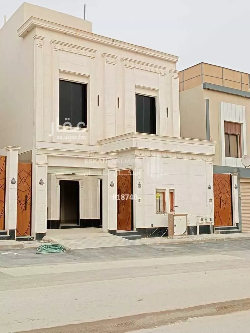 دور للبيع في شارع خريص, حي الجنادرية, مدينة الرياض, منطقة الرياض 1 صورة