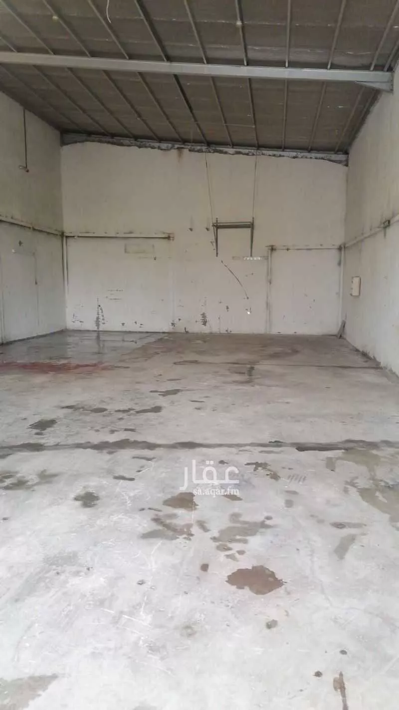 مستودع للإيجار في شارع شمس الدين الخوارزمي, حي الرمال, مدينة الرياض, منطقة الرياض 1 صورة