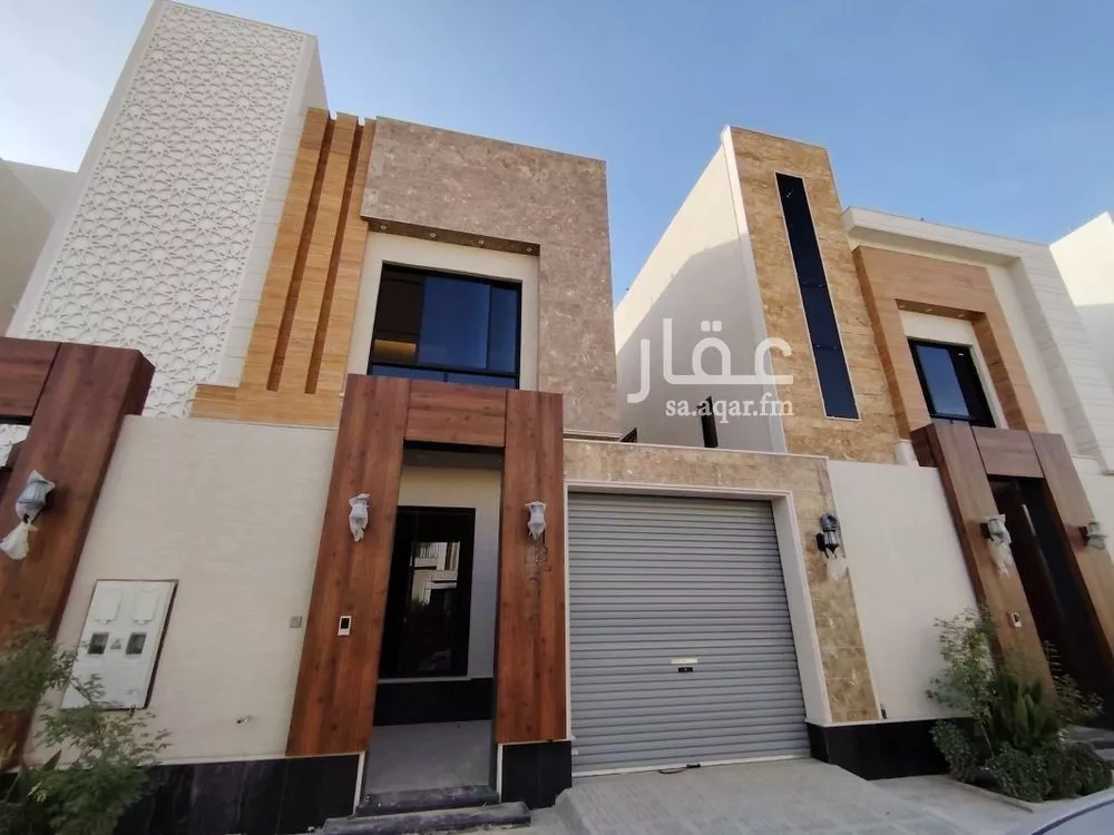 فيلا للبيع في شارع زينب بنت أبي سلمة, حي الرمال, مدينة الرياض, منطقة الرياض 1 صورة