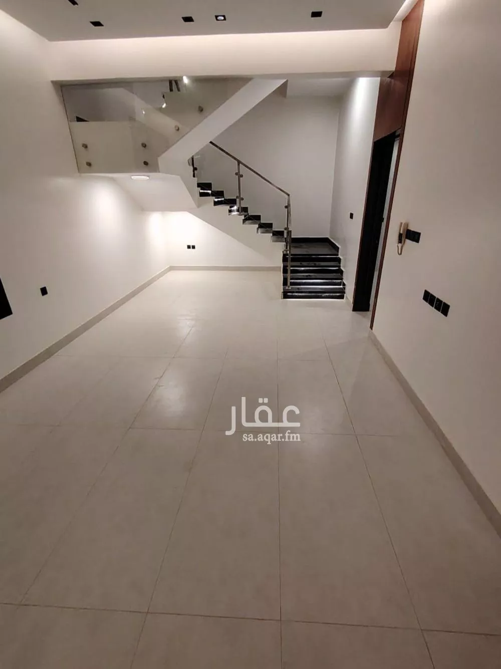 فيلا للبيع في شارع وادي الساحل, حي الجنادرية, مدينة الرياض, منطقة الرياض 1 صورة