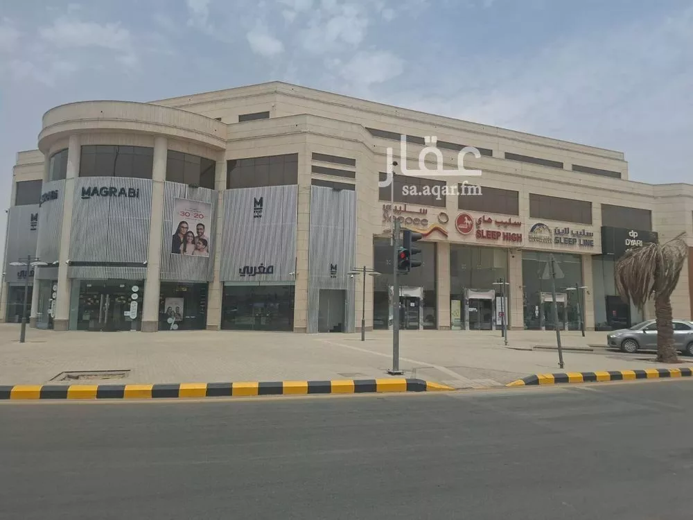 محل للإيجار في شارع خالد بن الوليد, حي غرناطة, مدينة الرياض, منطقة الرياض 1 صورة