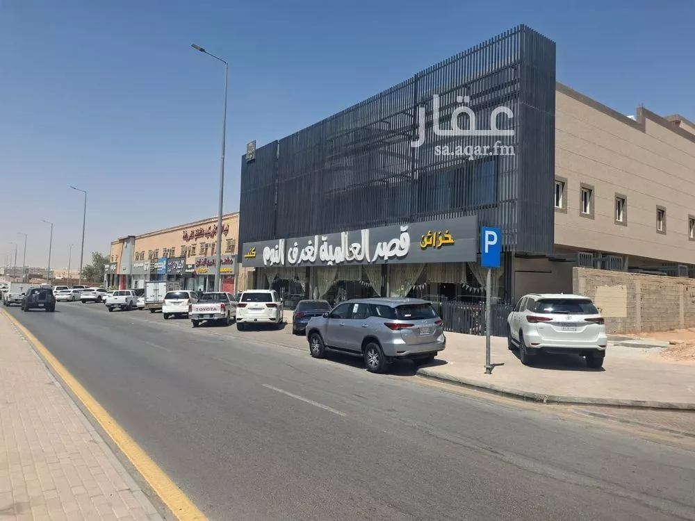 مكتب تجاري للإيجار في شارع خالد بن الوليد الفرعي, حي غرناطة, مدينة الرياض, منطقة الرياض 1 صورة
