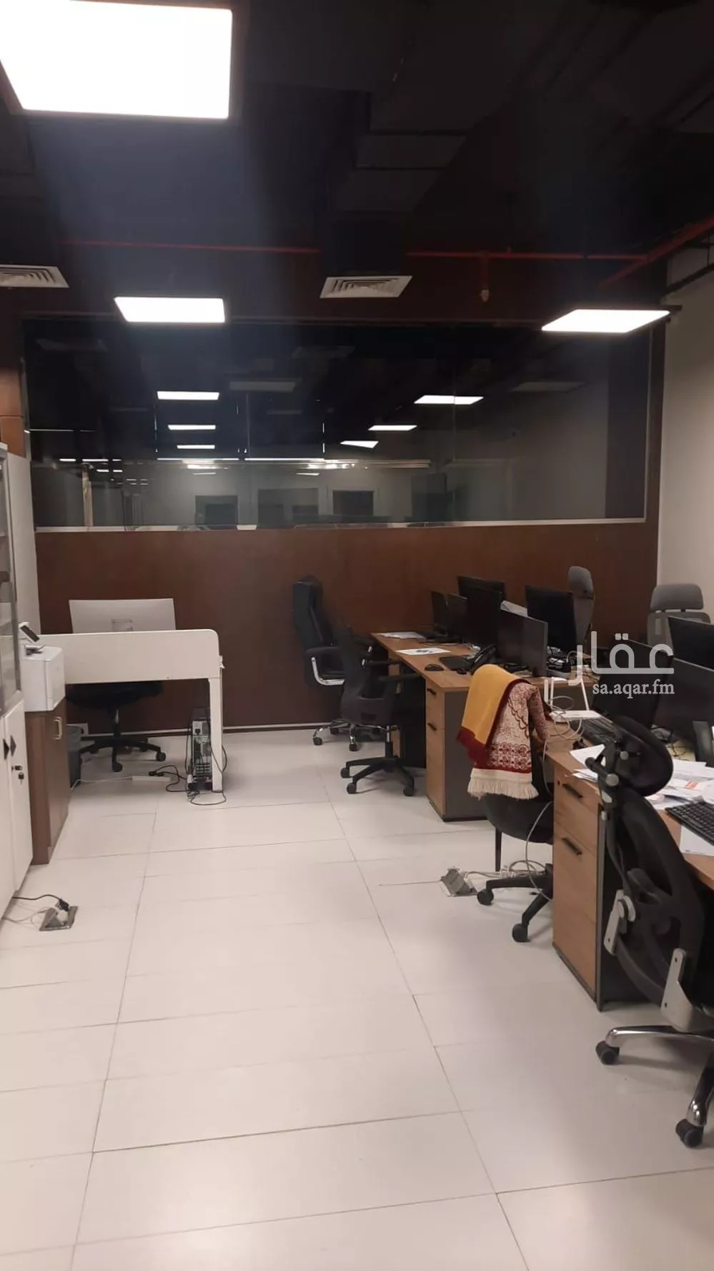 مكتب تجاري للإيجار في شارع انس بن مالك, حي الملقا, مدينة الرياض, منطقة الرياض 1 صورة