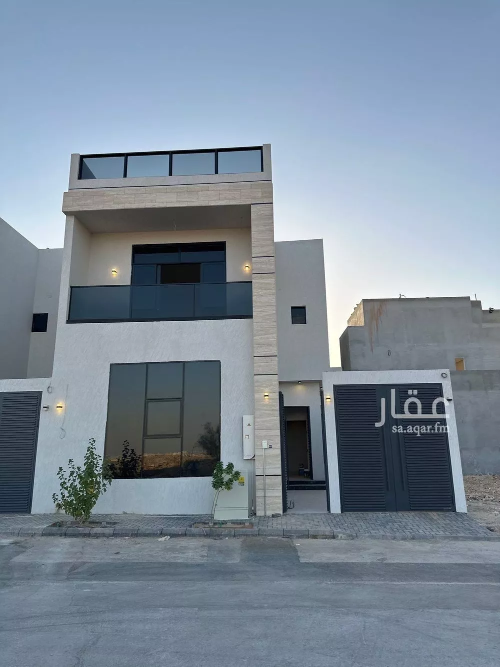 فيلا للبيع في شارع السيل, حي المهدية, مدينة الرياض, منطقة الرياض 1 صورة