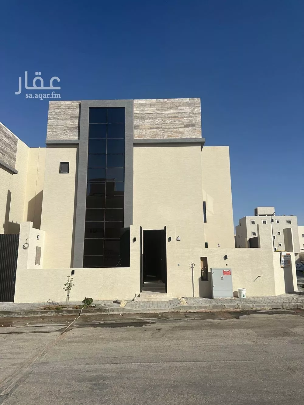 فيلا للبيع في شارع السيل, حي المهدية, مدينة الرياض, منطقة الرياض 1 صورة