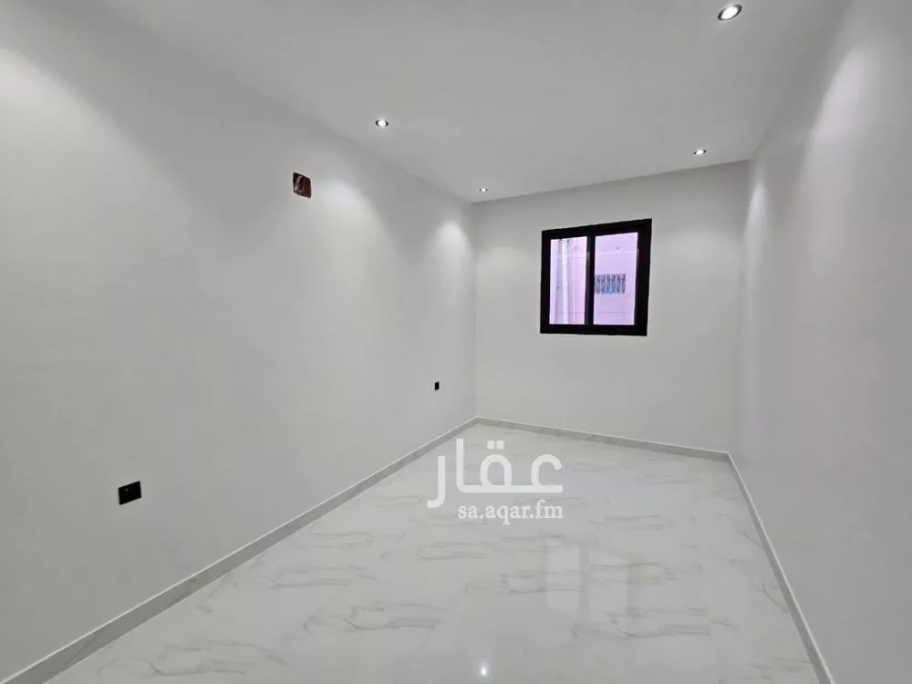 دور للبيع في شارع ابن عرين, حي السويدي, مدينة الرياض, منطقة الرياض 1 صورة