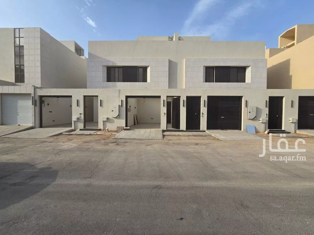 دور للبيع في شارع القطيم, حي الحزم, مدينة الرياض, منطقة الرياض 1 صورة