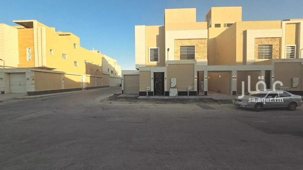 دور للبيع في شارع القمري, حي الحزم, مدينة الرياض, منطقة الرياض 1 صورة