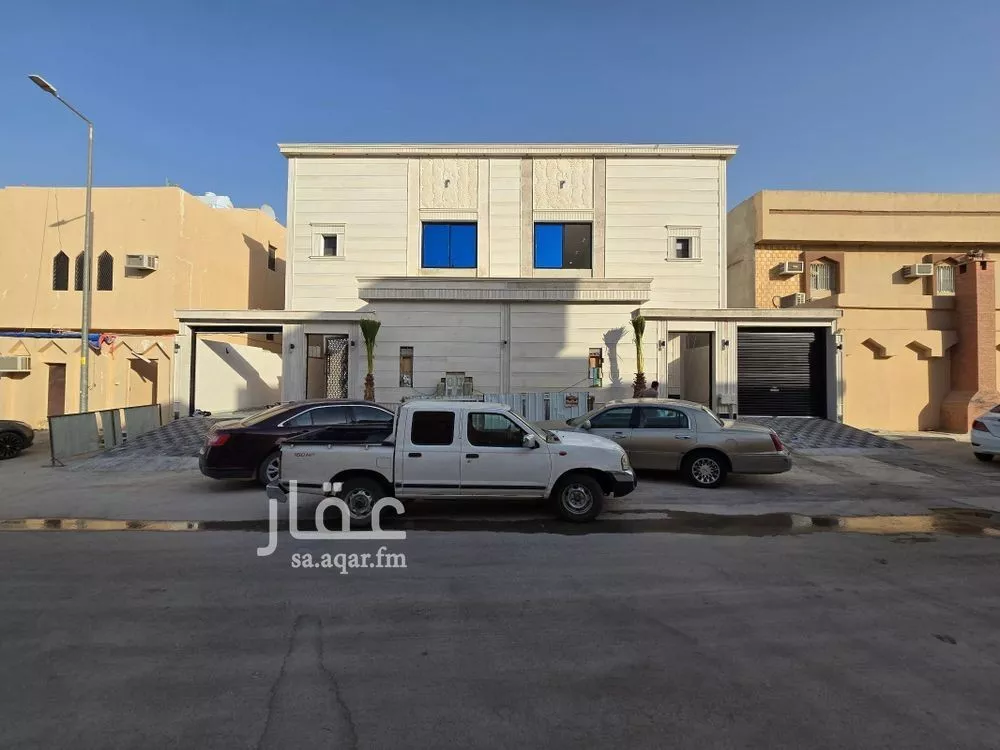 فيلا للبيع في شارع ساجر, حي العريجاء الغربي, مدينة الرياض, منطقة الرياض 1 صورة