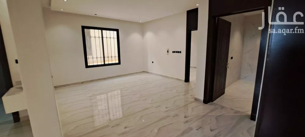 دور للبيع في شارع هبة الله بن حامد, حي الرمال, مدينة الرياض, منطقة الرياض 1 صورة