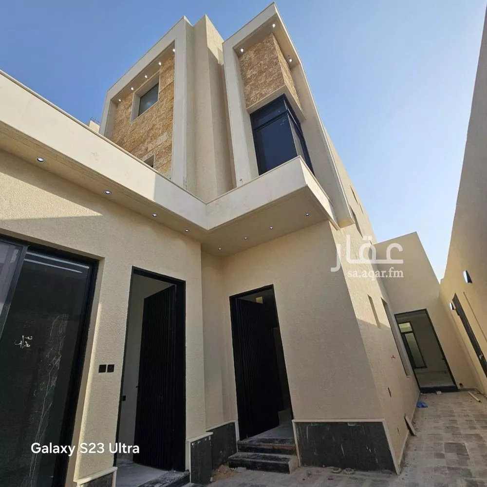 فيلا للبيع في حي عقرباء, مدينة امارة منطقة الرياض - الجبيله, منطقة الرياض 1 صورة