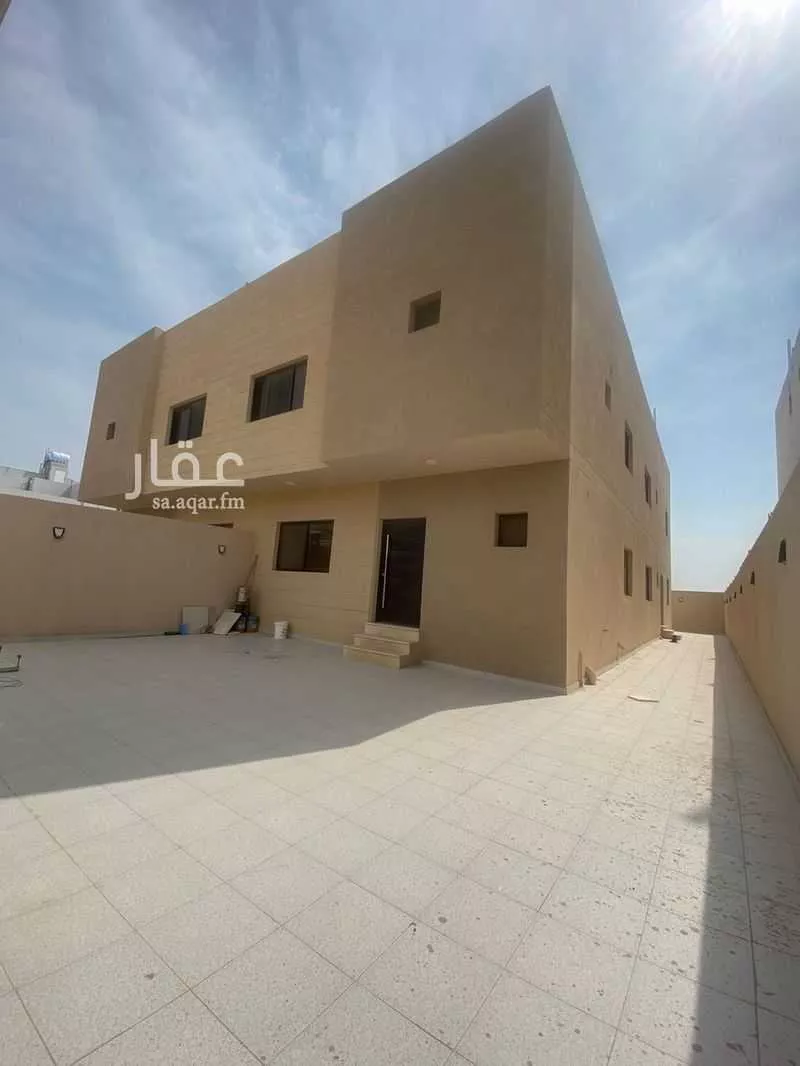 فيلا للبيع في شارع حي ج1 637 ، الجبيل ، الجبيل 1 صورة