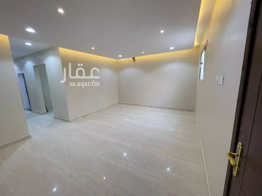شقة للإيجار في شارع مالك بن خلف, حي العليا, مدينة الرياض, منطقة الرياض 1 صورة