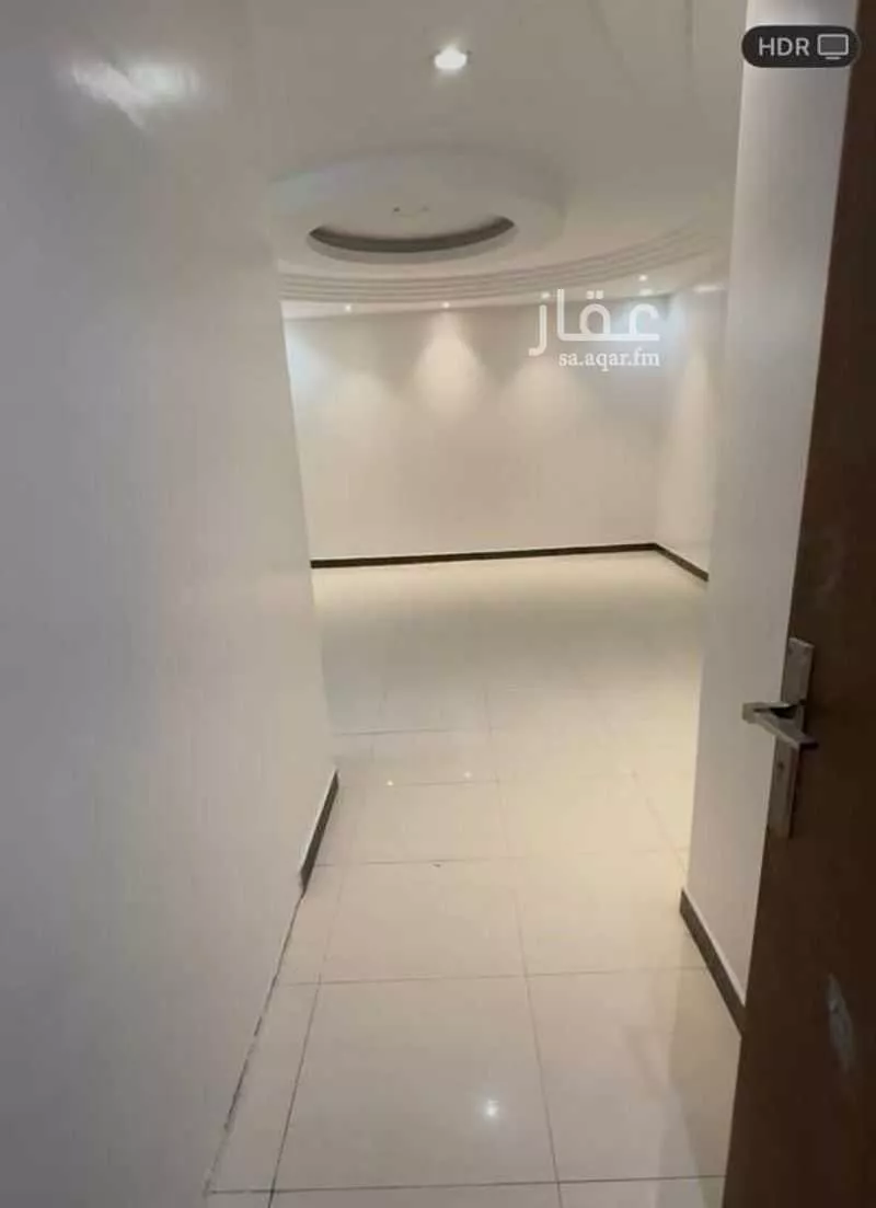 فيلا للإيجار في شارع عبدالقادر شمس, حي العوالي, مدينة الرياض, منطقة الرياض 1 صورة