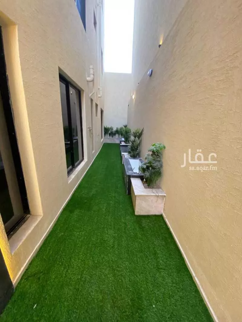 شقة للبيع في شارع بشر ابن عبيدالله الاسدي, حي شوران, مدينة المدينه المنوره, منطقة المدينة المنورة 1 صورة