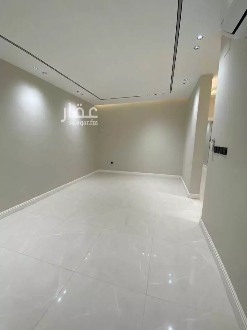 شقة للبيع في شارع عبيدالله ابن حفص ابن انس, حي شوران, مدينة المدينة المنورة, منطقة المدينة المنورة 1 صورة