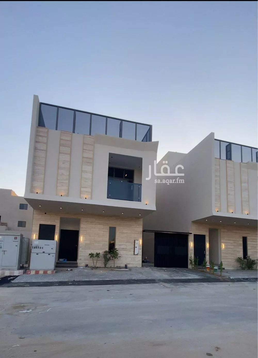 فيلا للبيع في شارع عبداللطيف بن المبارك, حي المهدية, مدينة الرياض, منطقة الرياض 1 صورة