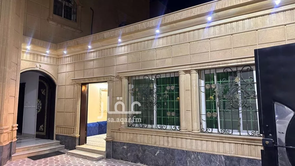 فيلا للبيع في شارع رقم 389, حي المونسية, مدينة الرياض, منطقة الرياض 1 صورة