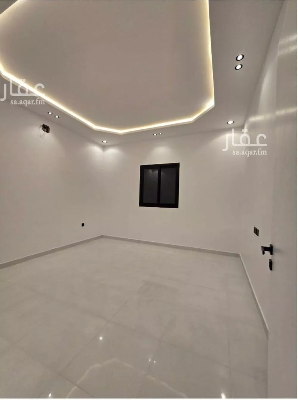 فيلا للإيجار في شارع الربع الخالي, حي الجنادرية, مدينة الرياض, منطقة الرياض 1 صورة