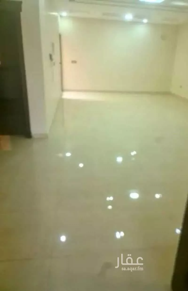فيلا للإيجار في شارع القرية الشرقية ، حي اللؤلؤ ، جدة ، جدة 1 صورة
