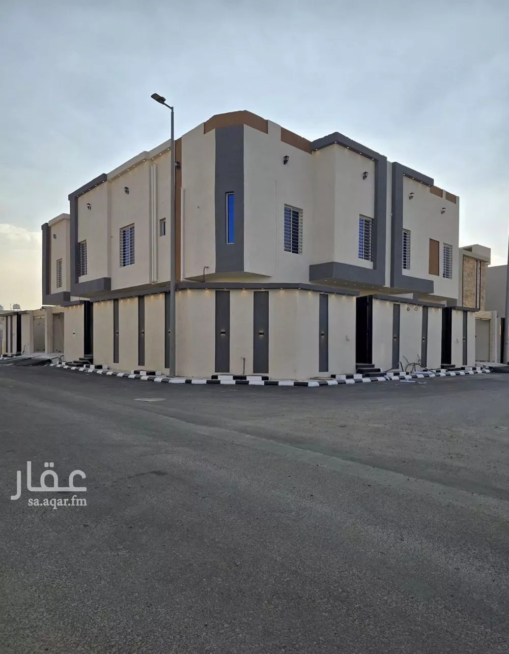 فيلا للبيع في شارع احمد بن عبدالله الواعظ, حي الرحاب, مدينة الطائف, منطقة مكة المكرمة 1 صورة