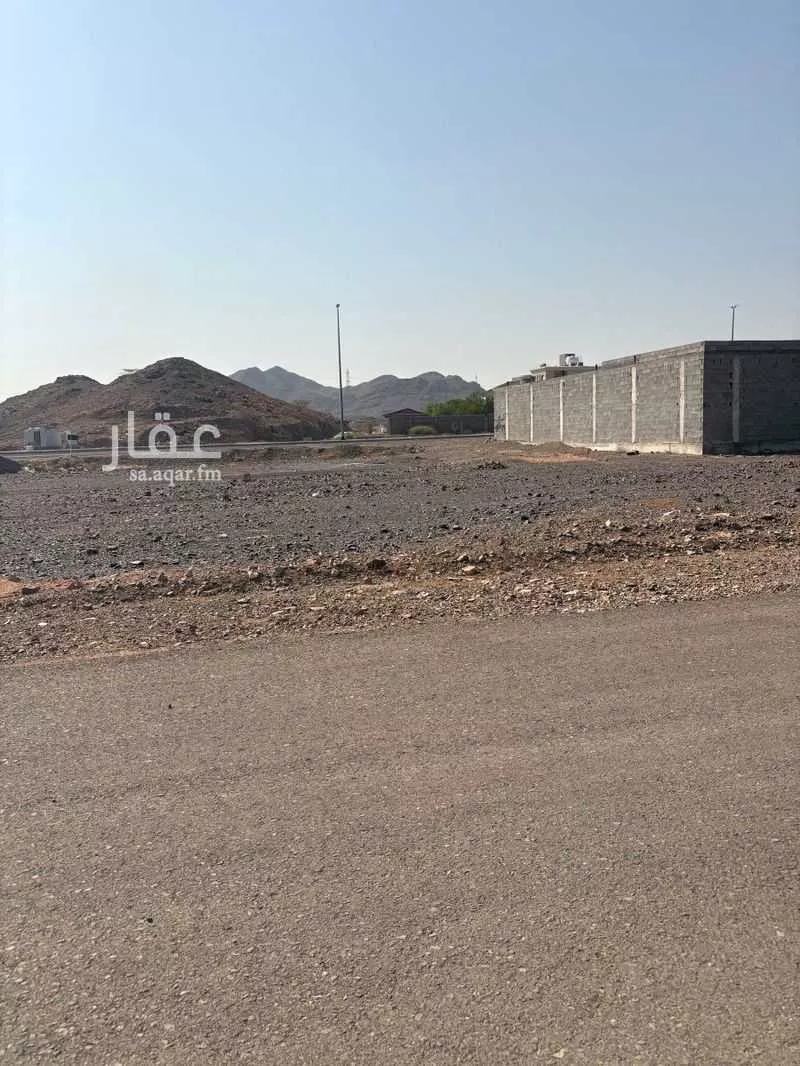 أرض للبيع في شارع عبدالله ابن رزق الخزومي ، حي البلقاء ، المدينة المنورة ، منطقة المدينة المنورة 1 صورة
