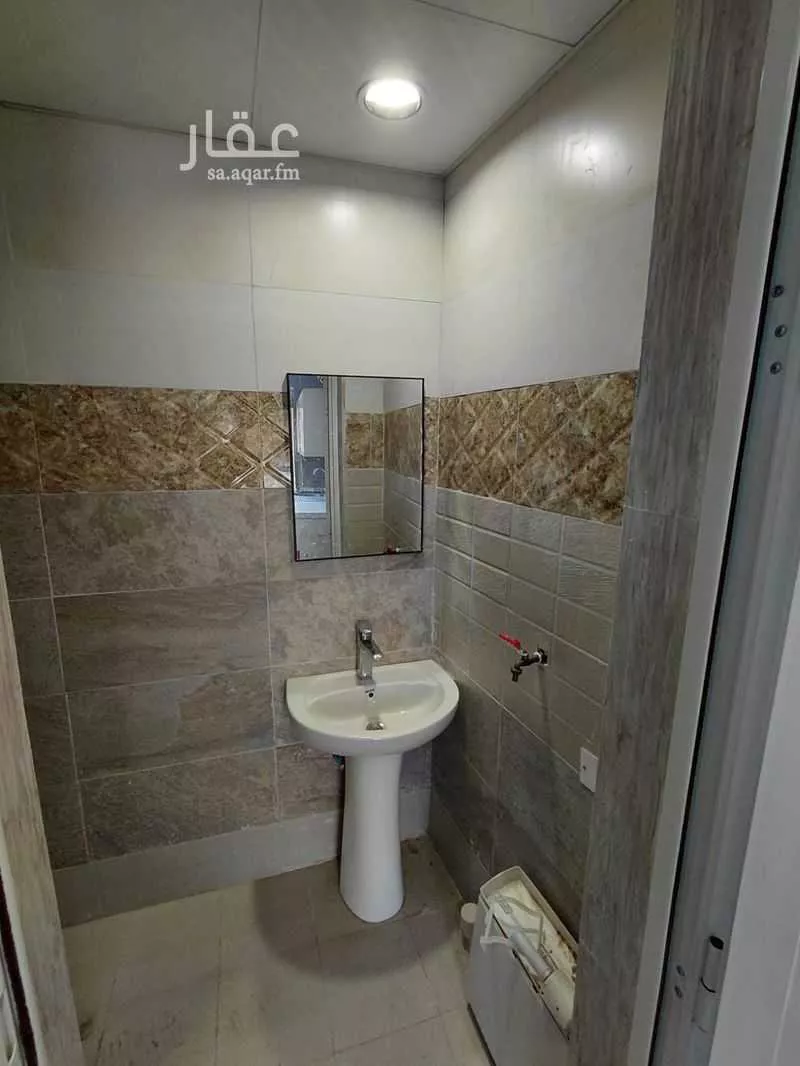 غرفة للإيجار في شارع أحمد الكازروني, حي المهدية, مدينة الرياض, منطقة الرياض 1 صورة