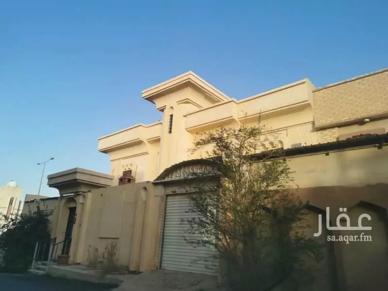 فيلا للبيع في شارع المقداد بن عمرو ، حي العريجاء الغربي ، الرياض ، منطقة الرياض 1 صورة