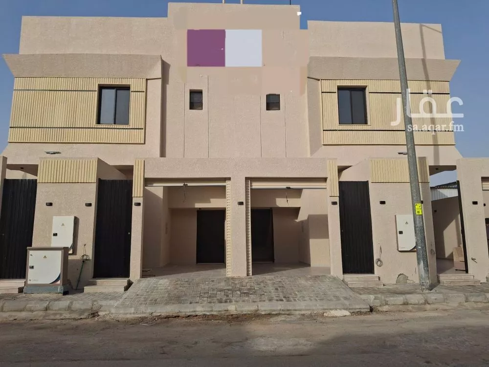 فيلا للبيع في شارع هجر, حي شبرا, مدينة الرياض, منطقة الرياض 1 صورة