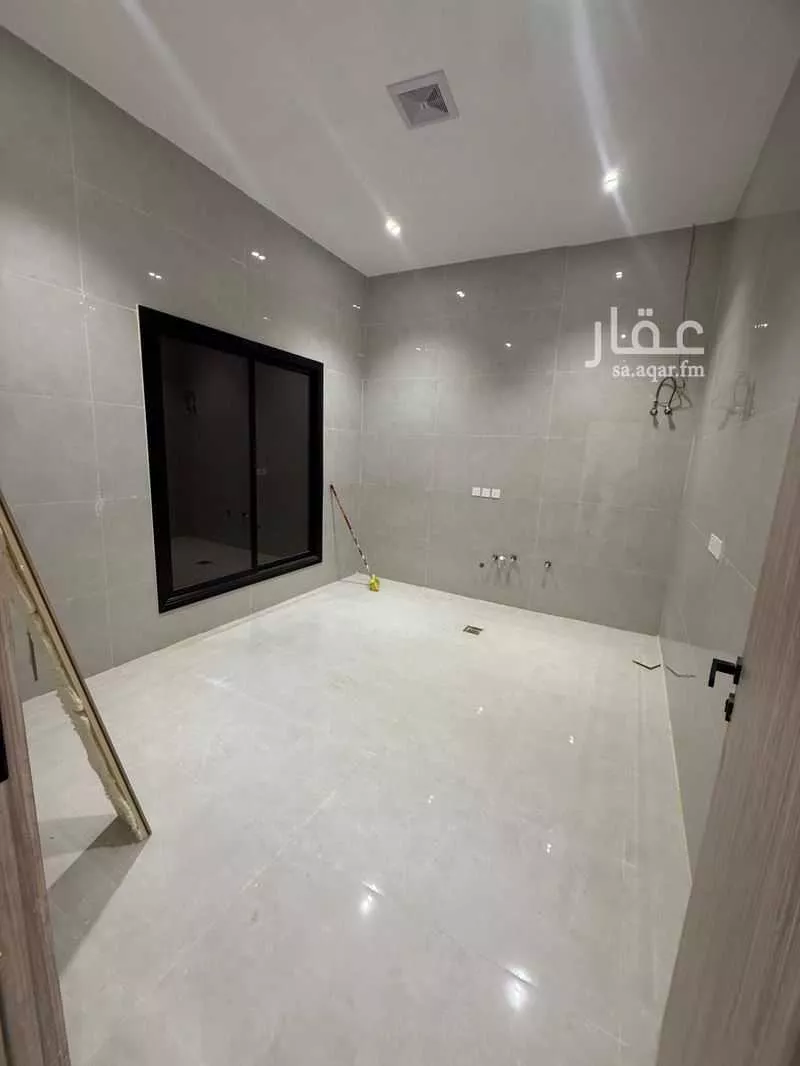 فيلا للبيع في شارع المعيزيله, حي المعيزيلة, مدينة الرياض, منطقة الرياض 1 صورة