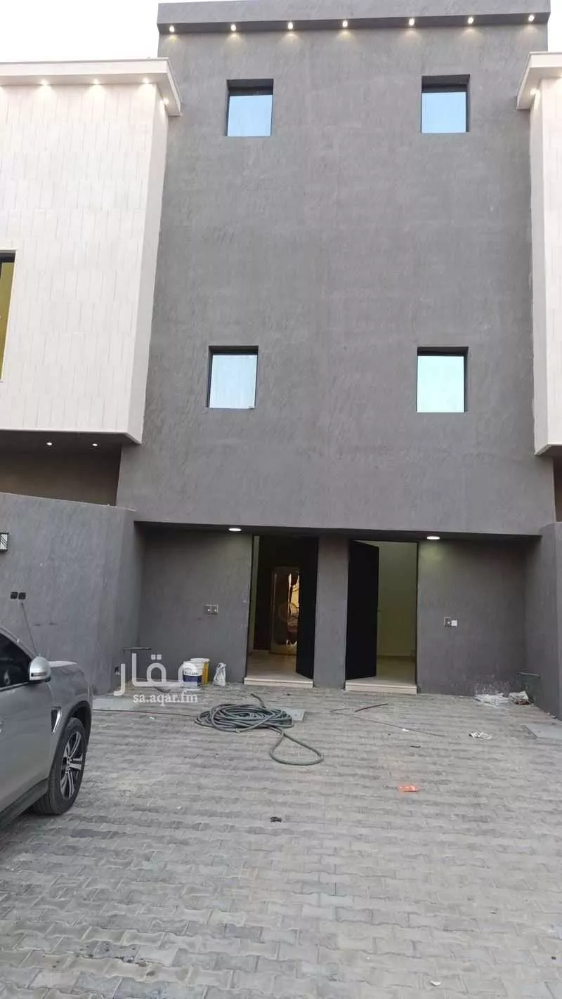 دور للبيع في حي عكاظ, مدينة الرياض, منطقة الرياض 1 صورة