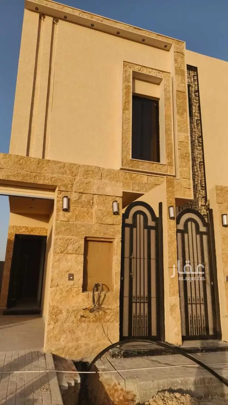 دور للبيع في شارع الأمير سعود بن محمد بن مقرن, حي طيبة, مدينة الرياض, منطقة الرياض 1 صورة