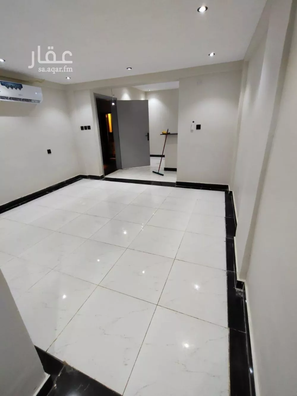 شقة للإيجار في شارع موسى بن نصير, حي العليا, مدينة الرياض, منطقة الرياض 1 صورة