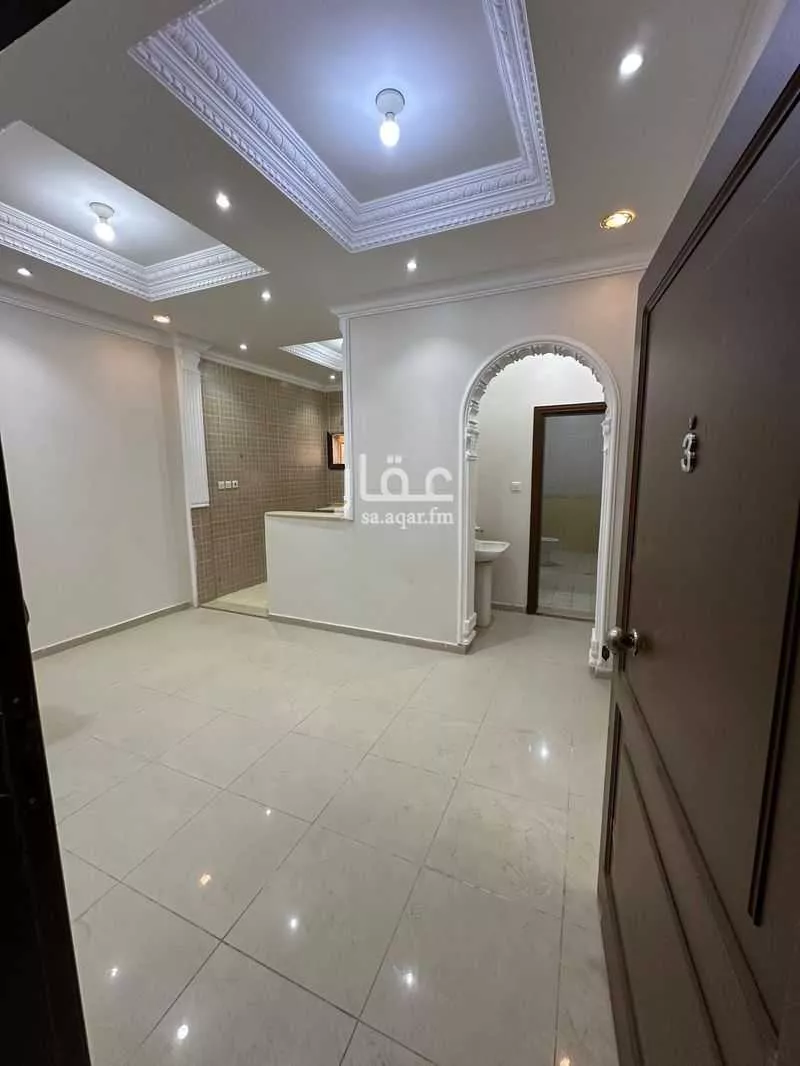 عمارة للإيجار في شارع عبدالرحمن ابو عبس, حي الأجواد, مدينة جدة, منطقة مكة المكرمة 1 صورة