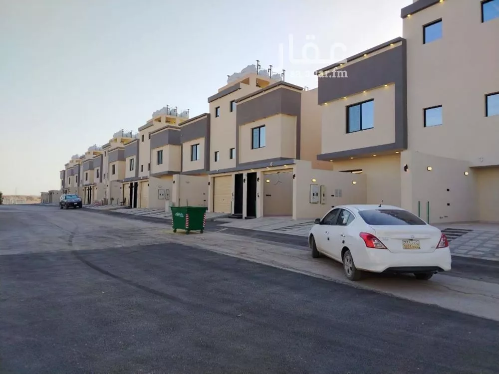 دور للبيع في شارع السماكية, حي بدر, مدينة الرياض, منطقة الرياض 1 صورة