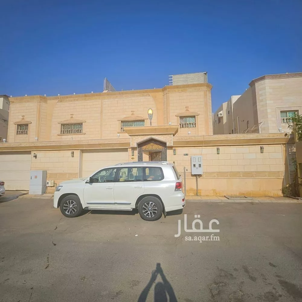 فيلا للبيع في شارع سماك بن سعد, حي شظاة, مدينة المدينة المنورة, منطقة المدينة المنورة 1 صورة