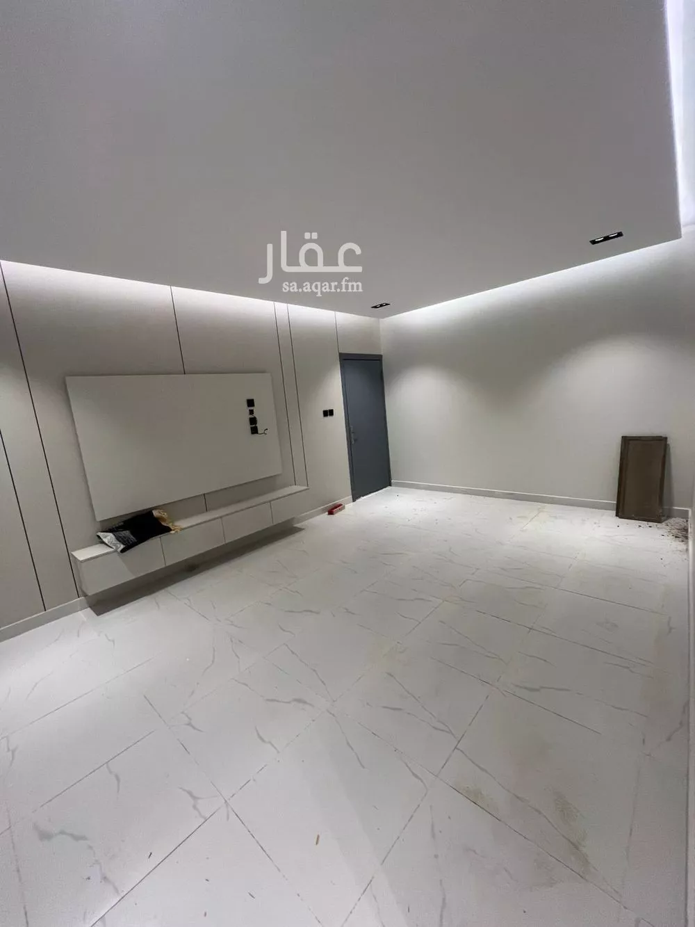 شقة للبيع في شارع عقيل بن عطيه, حي ضاحية الملك فهد, مدينة الدمام, المنطقة الشرقية 1 صورة