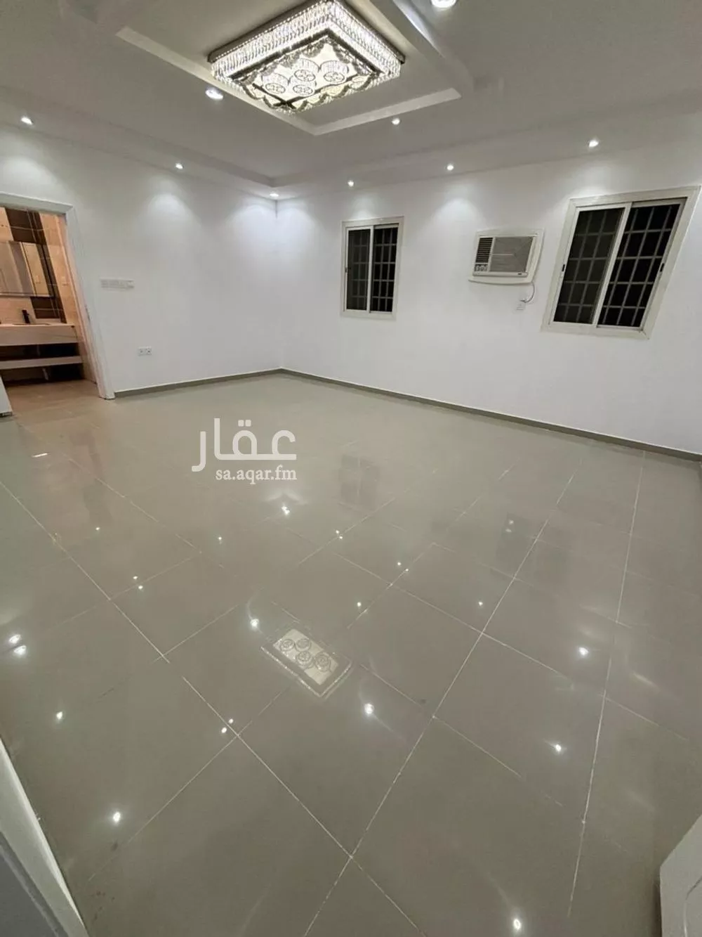 شقة للبيع في شارع الشهاب الربيعي, حي الحلقة الغربية, مدينة الطائف, منطقة مكة المكرمة 1 صورة