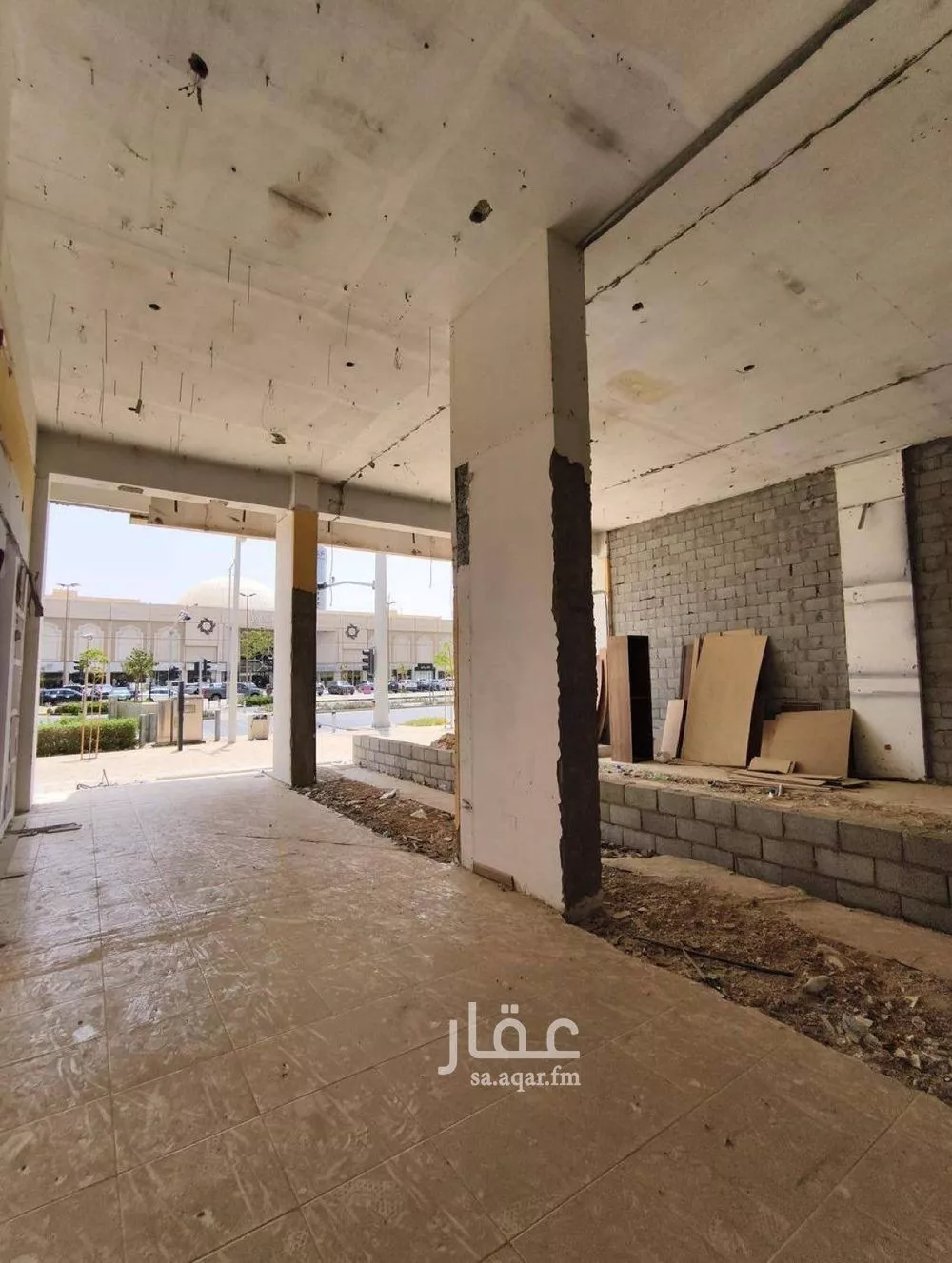 محل للإيجار في شارع العليا, حي الورود, مدينة الرياض, منطقة الرياض 1 صورة