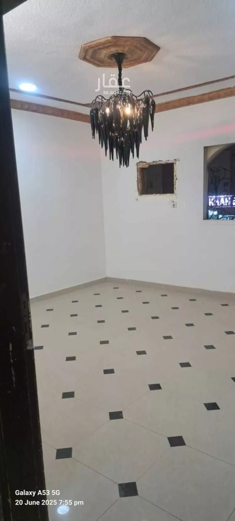 عمارة للإيجار في شارع طيبة, حي ظهرة لبن, مدينة الرياض, منطقة الرياض 1 صورة