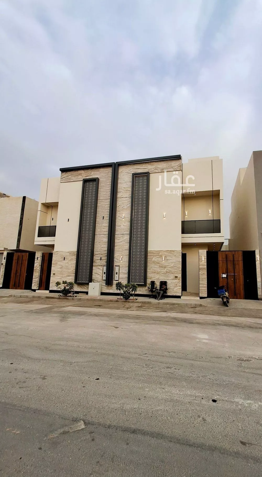 فيلا للبيع في شارع قطب الدين بن السلطان, حي المهدية, مدينة الرياض, منطقة الرياض 1 صورة