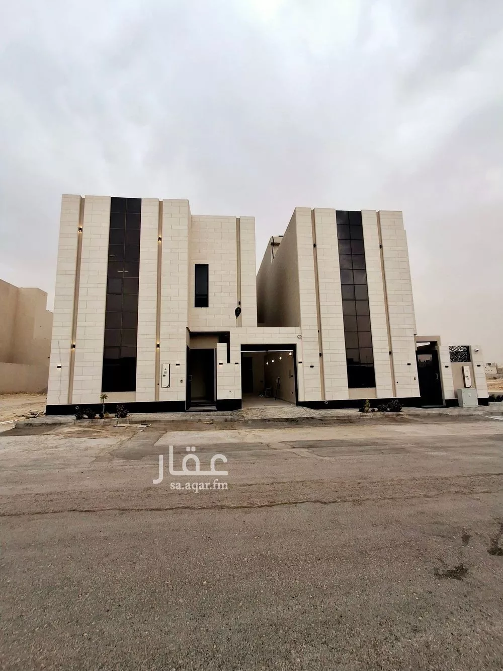 فيلا للبيع في شارع عمر بن عبدالقادر مفتي, حي المهدية, مدينة الرياض, منطقة الرياض 1 صورة