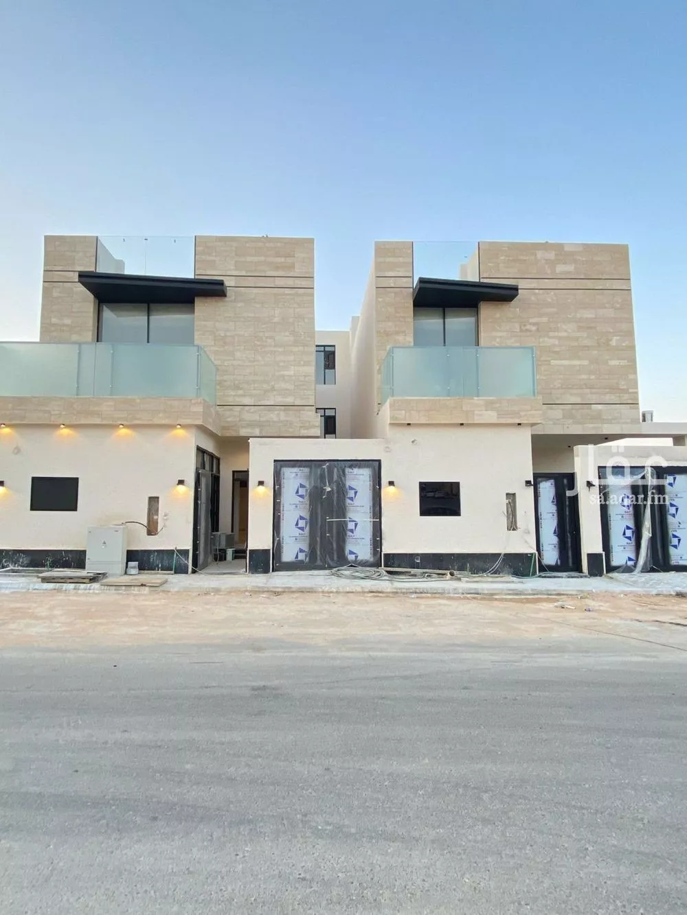 فيلا للبيع في شارع أحمد مفتي المكي الحنفي, حي المهدية, مدينة الرياض, منطقة الرياض 1 صورة