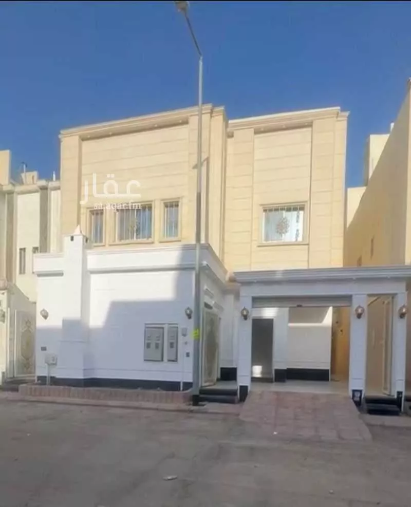 فيلا للبيع في شارع عفيف الدين الأريجي, حي الرمال, مدينة الرياض, منطقة الرياض 1 صورة