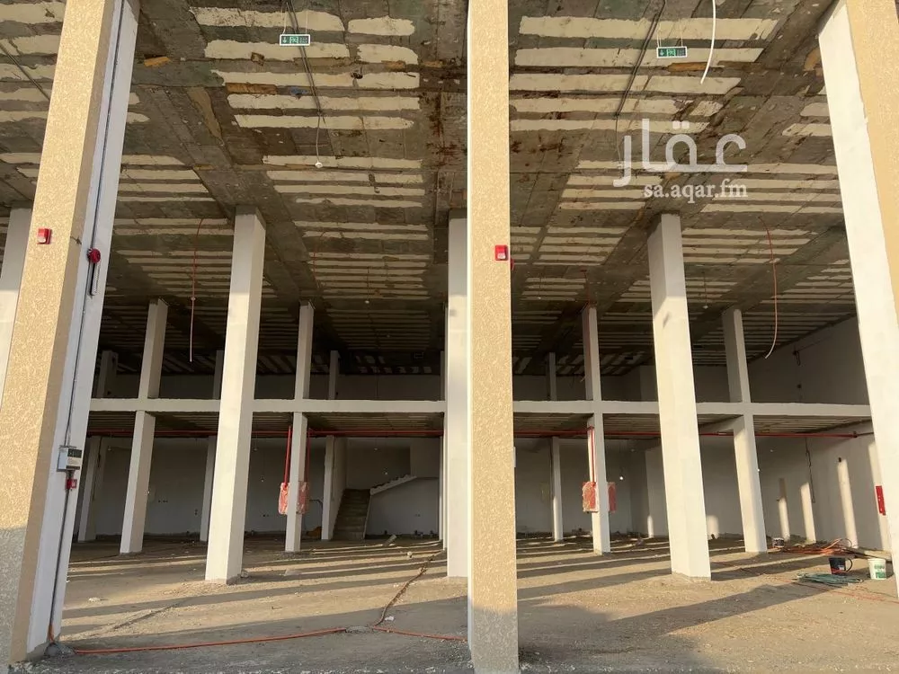محل للإيجار في شارع الحائر, حي المصانع, مدينة الرياض, منطقة الرياض 1 صورة
