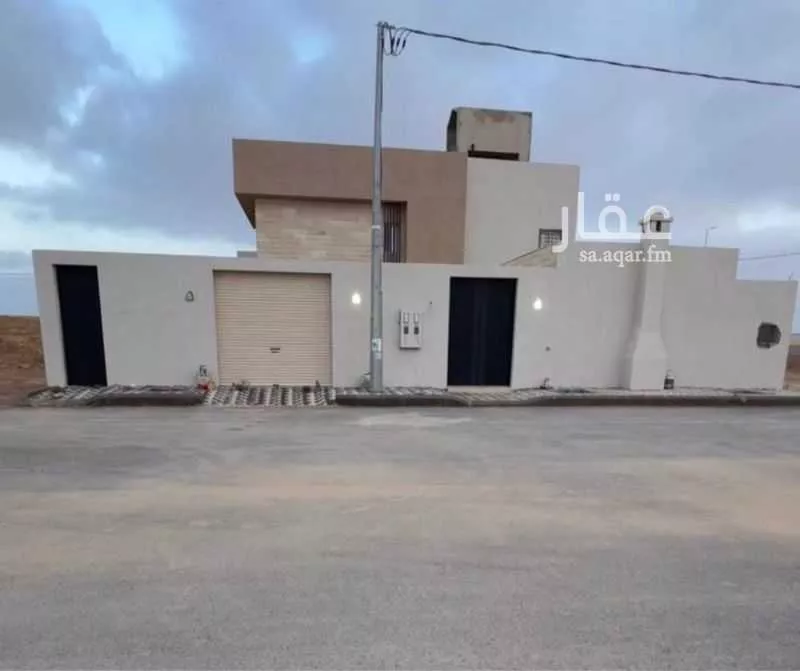 بيت للبيع في شارع الملك فيصل 1 ، جلاجل ، المجمعة 1 صورة