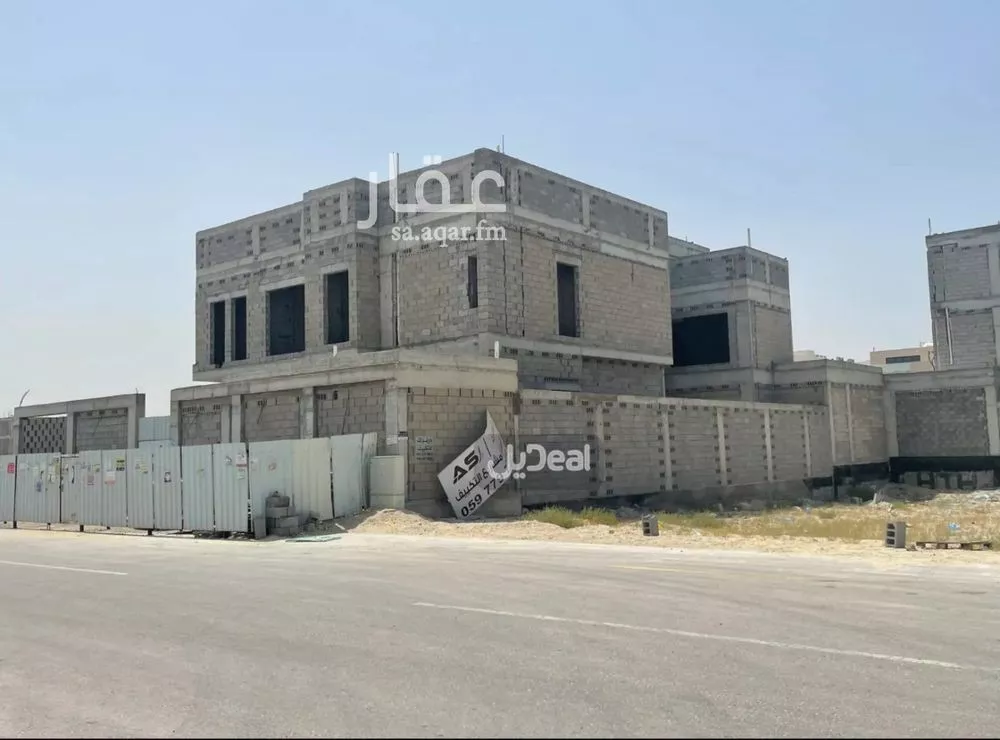 فيلا للبيع في شارع البلسم, حي البحر, مدينة الخبر, المنطقة الشرقية 1 صورة